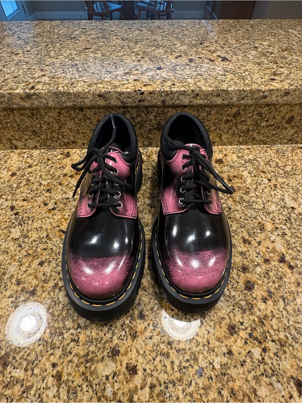 NWOT Dr. Martens 8053 Quad Leather Platform Shoes Black Pink Fondant Womens 10 - Picture 2 of 9